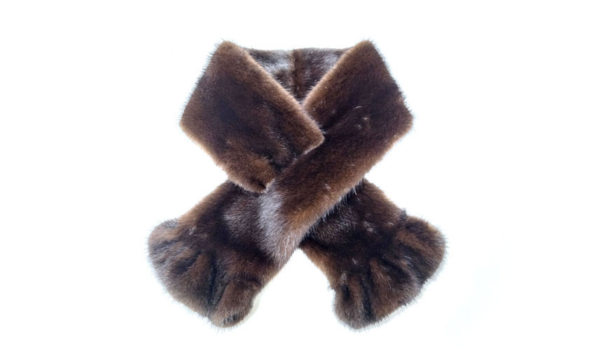 ミンク原料でマフラーを製作 | (有)大木毛皮店